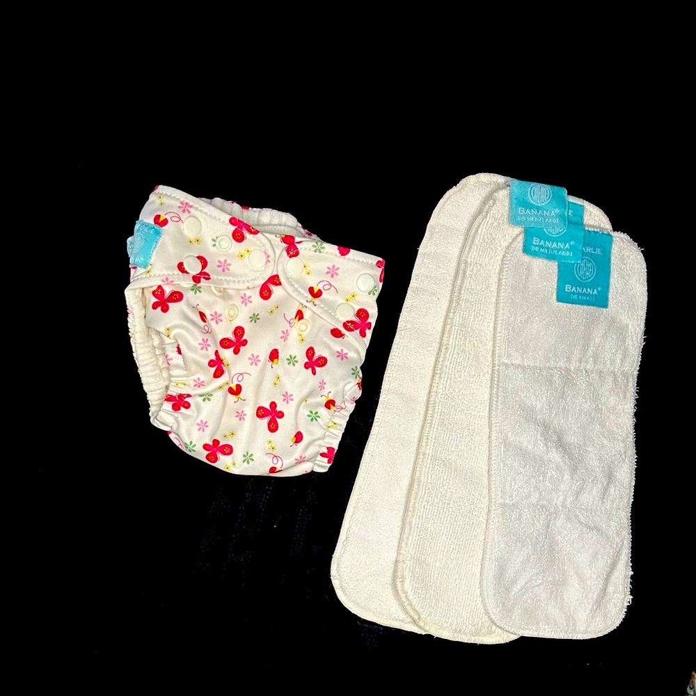 CHARLIE BANANA One-Size Diaper + 3 fleece liners. 0-36 months. Butterflies.